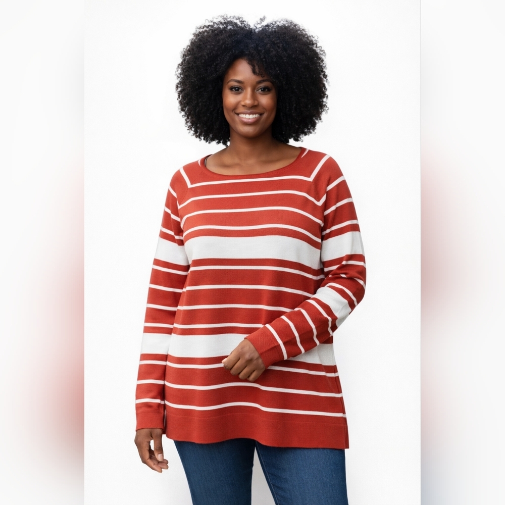 Pink Clover NWT Women's Sweater Size XL